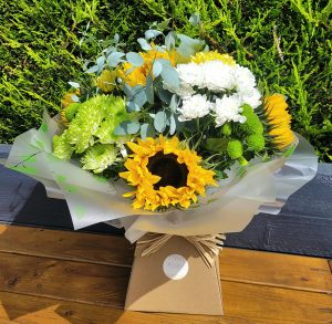 Hand tie bouquet Yellow and green