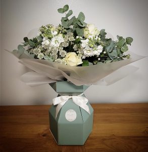 Handtie bouquet neutral