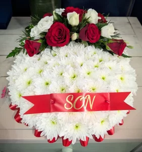 Round funeral tribute shapes